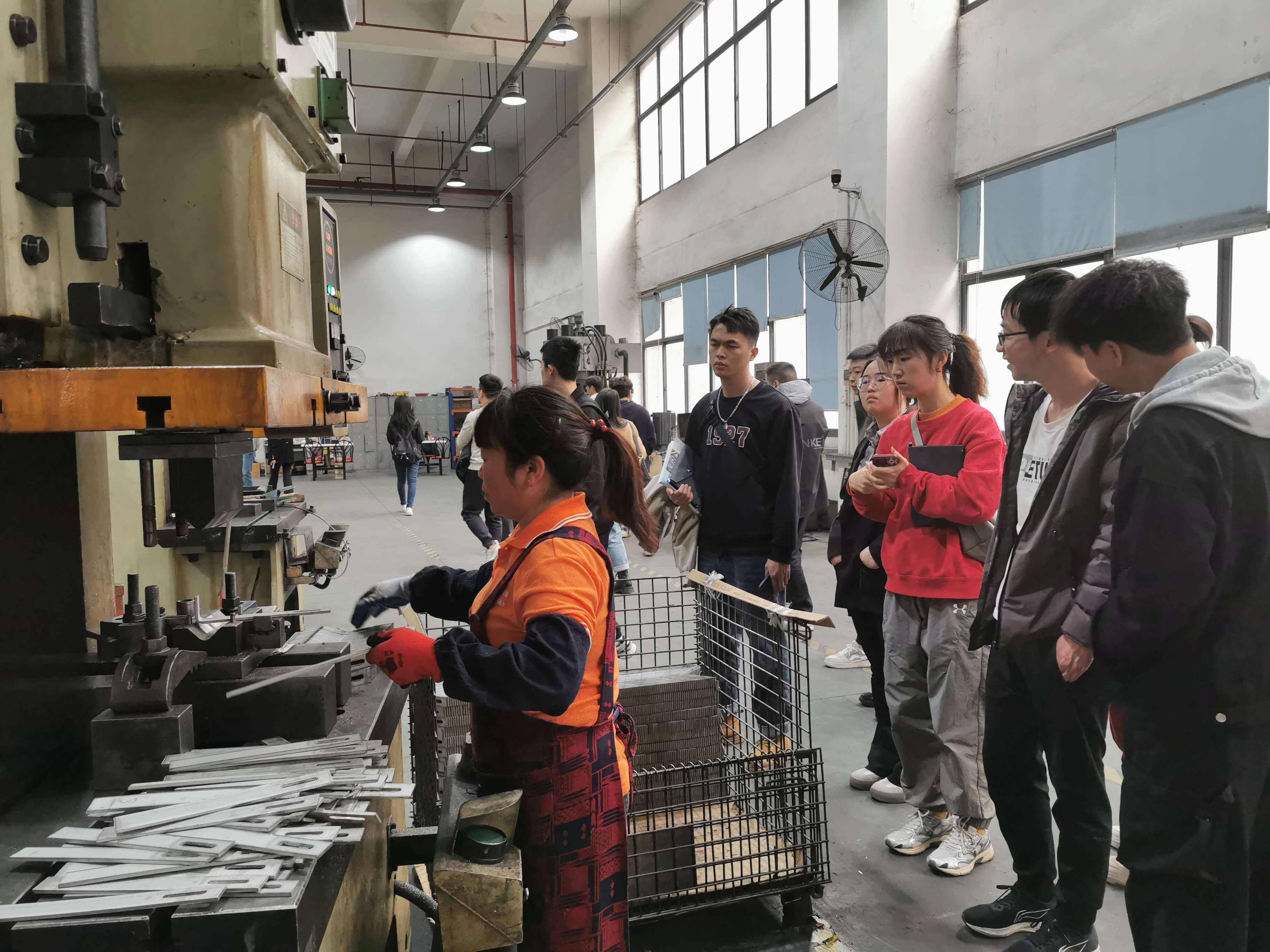 国瑞能开展全年常态化业务培训活动